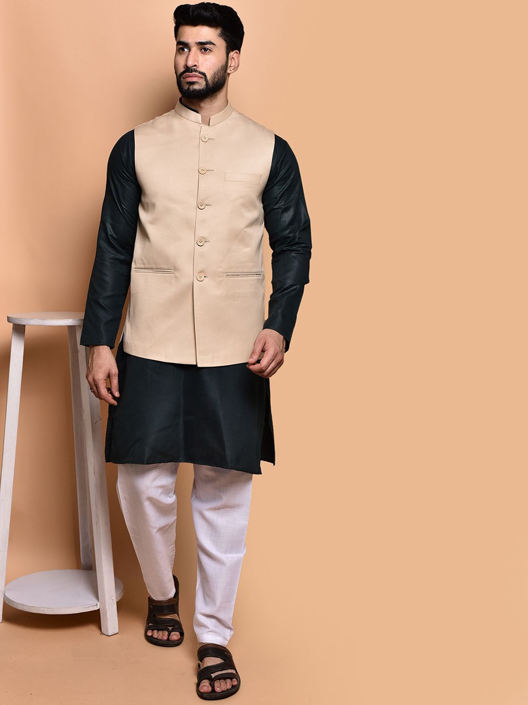 

PRINTINDIA Mandarin Collar Long Sleeves Regular Pure Cotton Kurta & Trouser & Nehru Jacket, Green