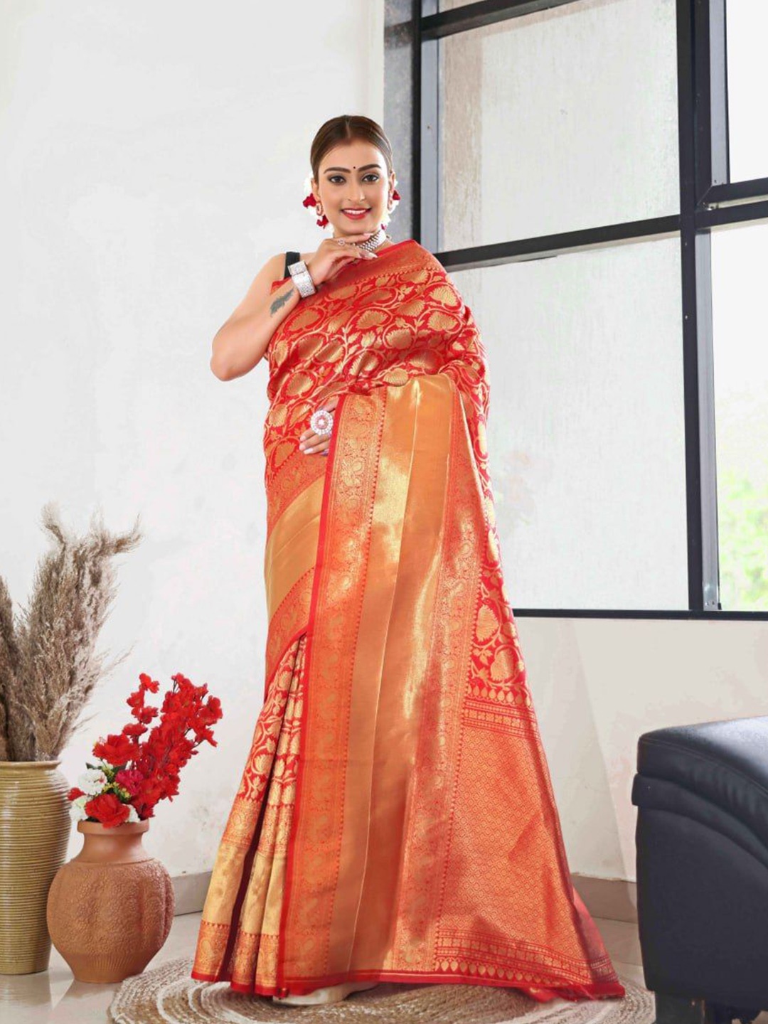 

Fashion Booms Woven Design Zari Pure Silk Banarasi Saree, Red