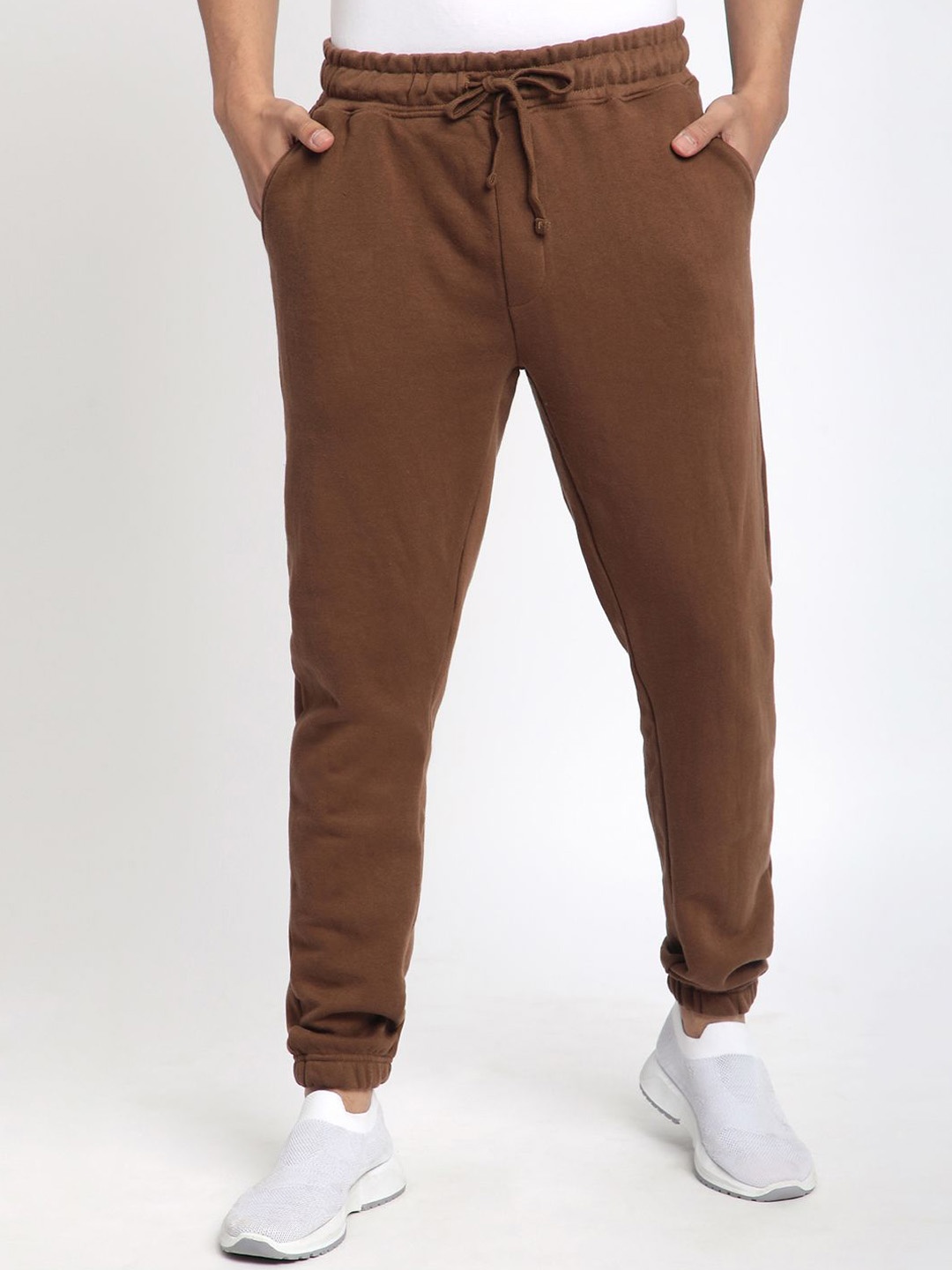 

R&B Men Cotton Mid Rise Joggers, Brown