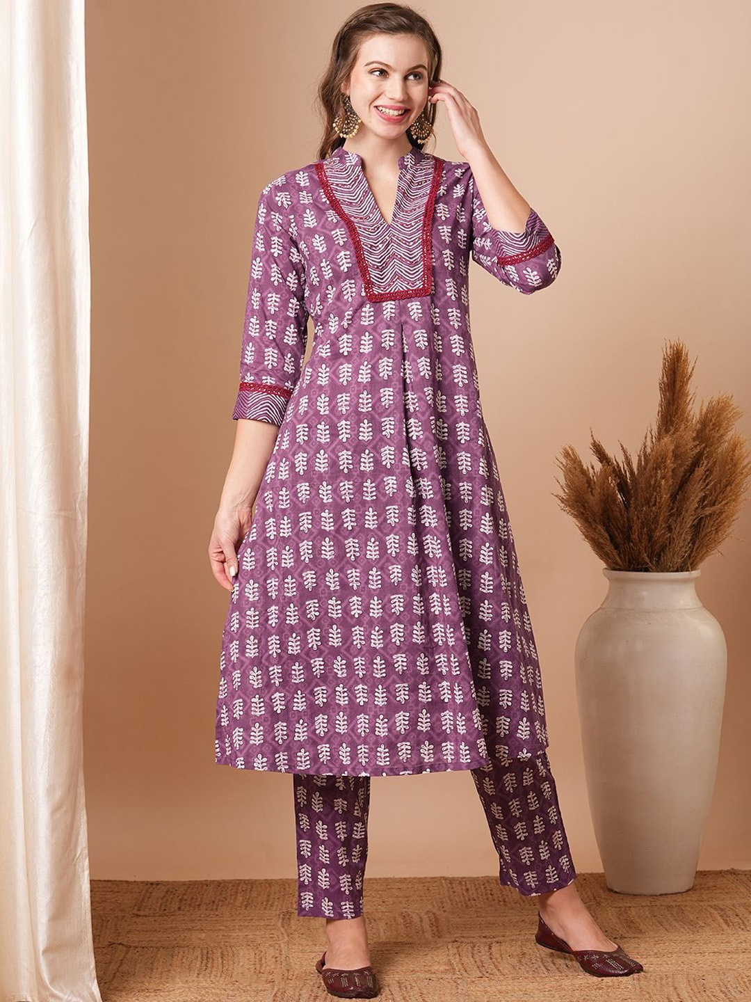 

FASHOR Ethnic Motifs Printed Regular A-Line Pure Cotton Kurta with Trousers, Purple