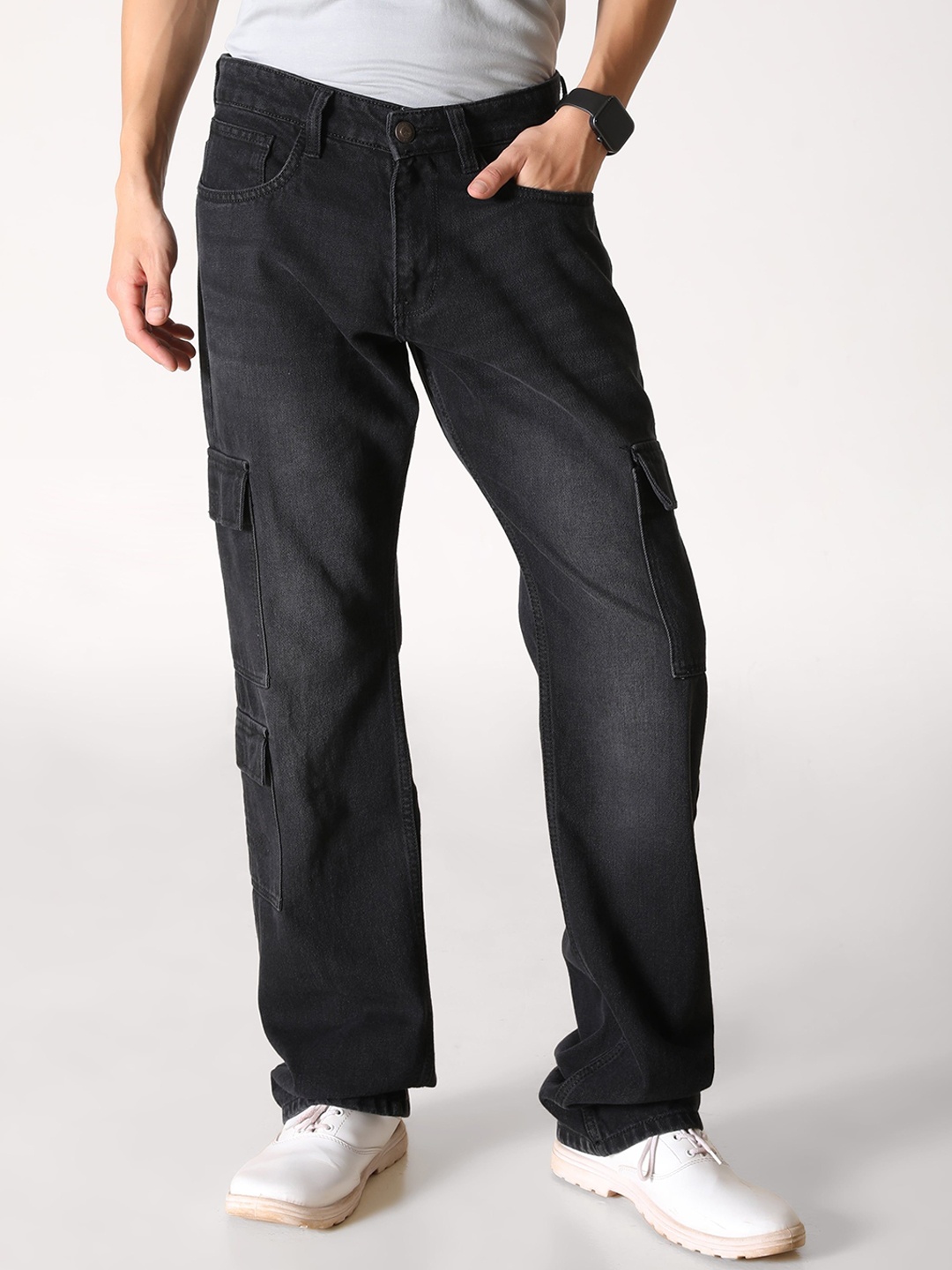 

VUDU Men Cotton Regular Fit Comfort Light Fade Jeans, Black
