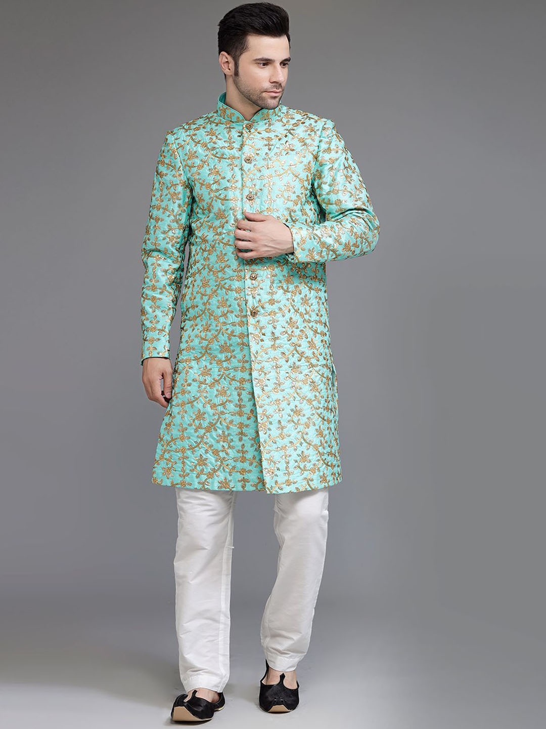 

Utsav Fashion Men Embroidered Mandarin Collar Sherwani Set, Green