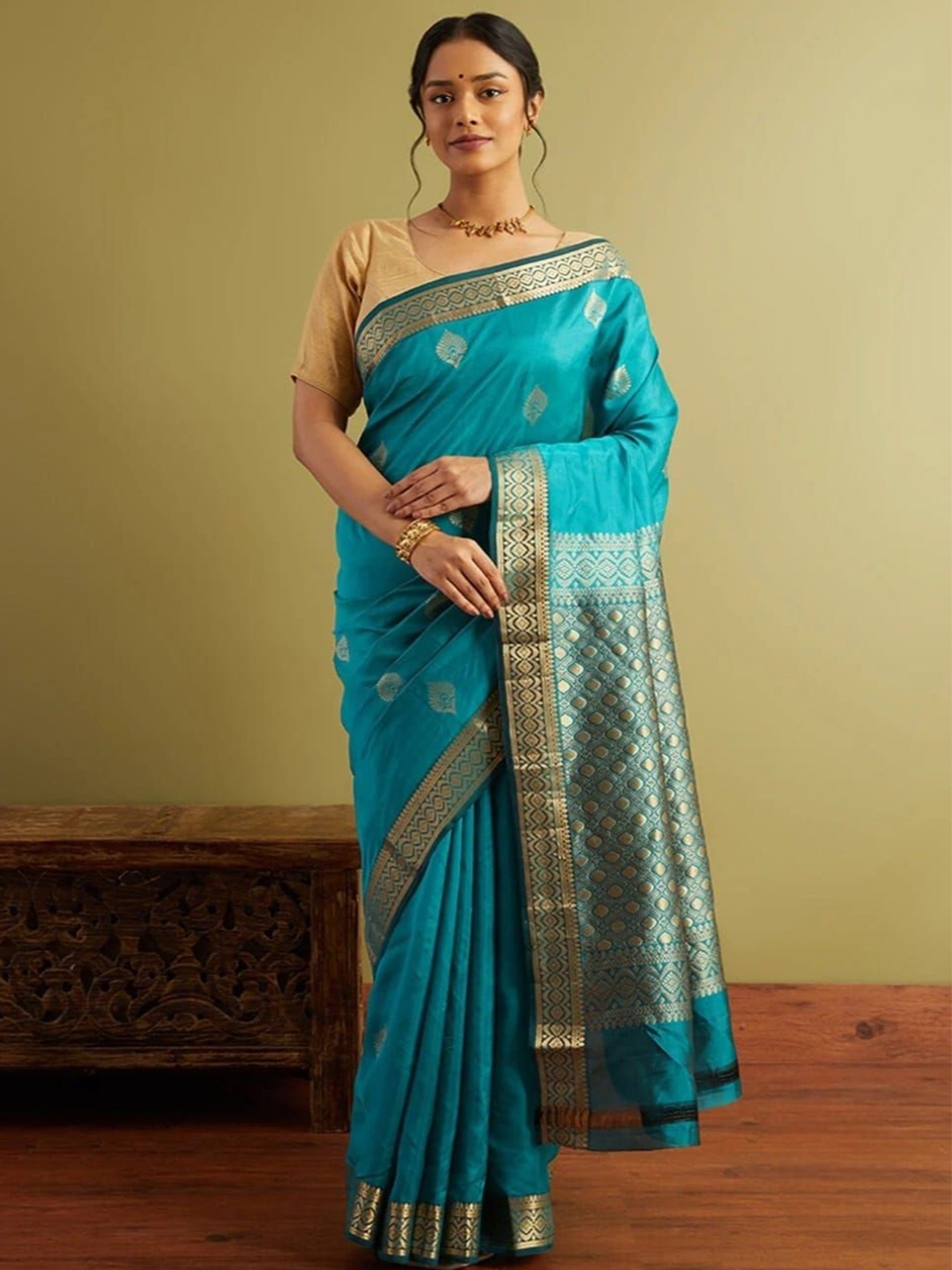 

Visit Wear Ethnic Motifs Zari Pure Silk Banarasi Saree, Teal