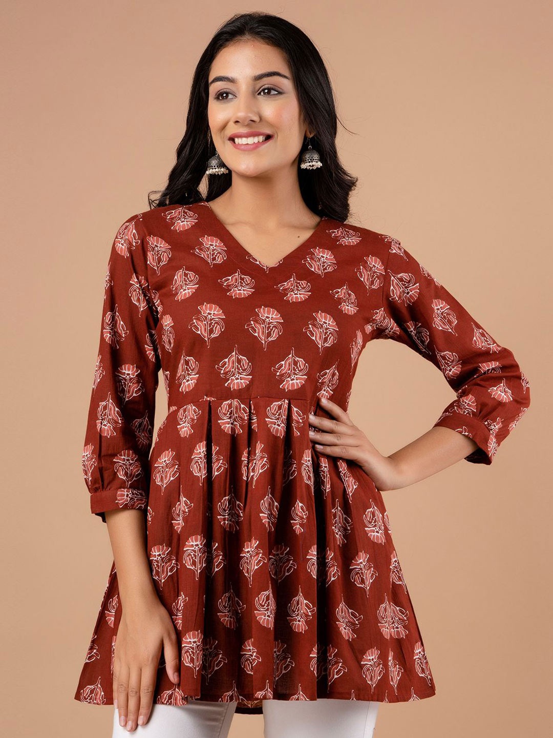 

FERANOID Women Floral Printed Pure Cotton Kurti, Rust