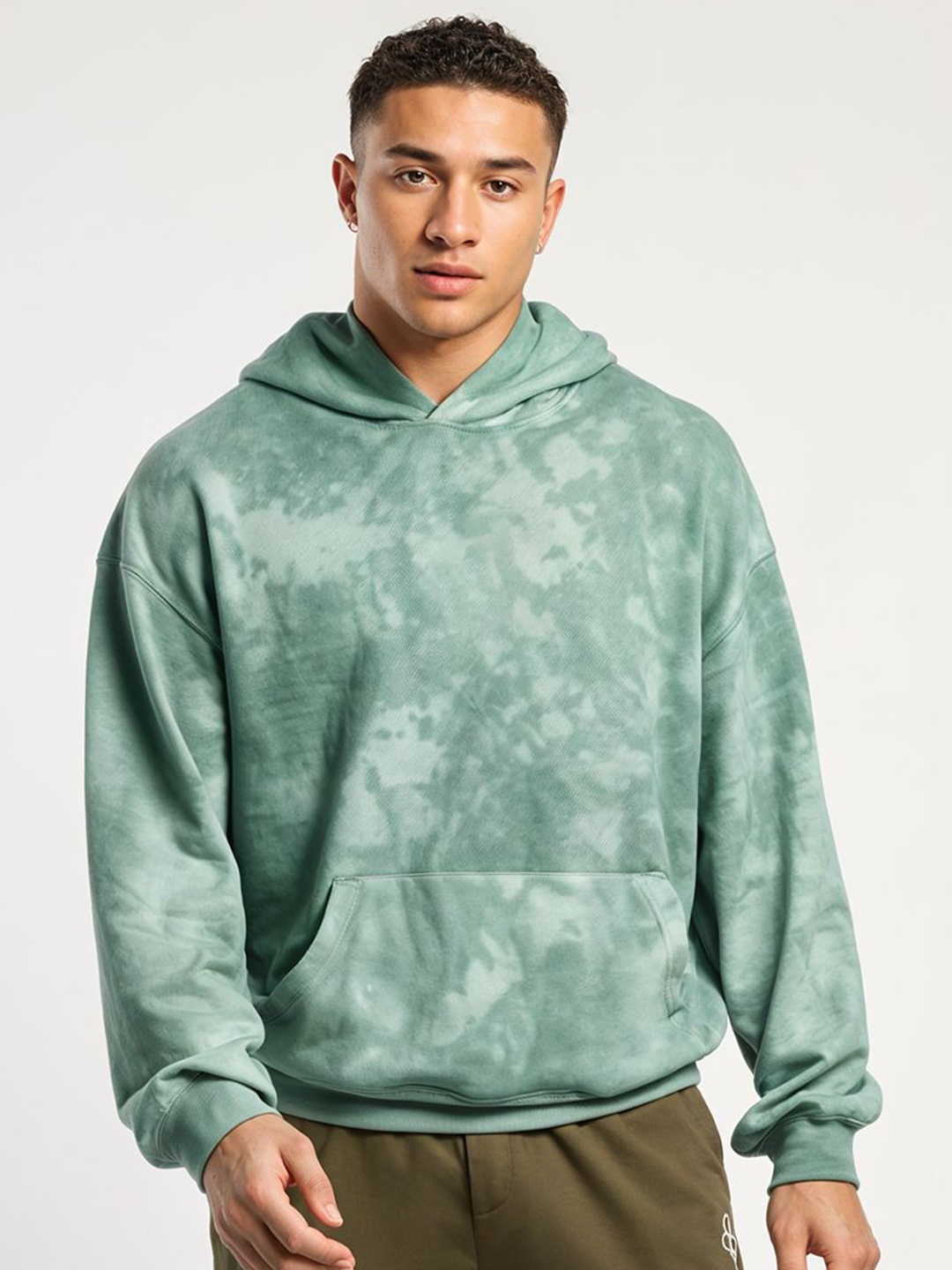 

Crazymonk Men Printed Hooded Sweatshirt, Green