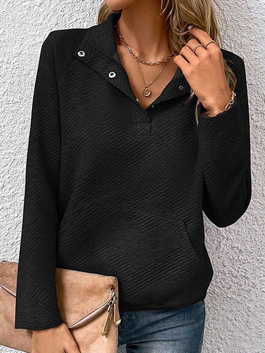 

LULU & SKY Women Shirt Collar Pullover Sweatshirt, Black