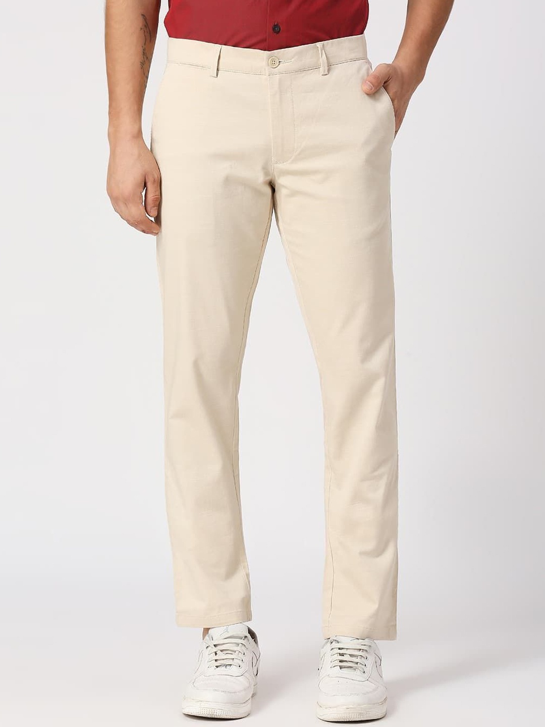 

Basics Men Tapered Fit Trousers, Beige