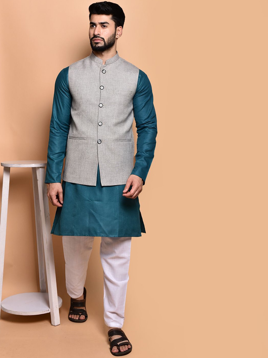 

PRINTINDIA Mandarin Collar Pure Cotton Straight Kurta With Trouser & Nehru jacket, Teal