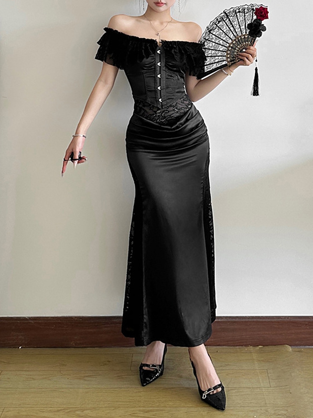 

LULU & SKY Women Fishtail A-Line Maxi Skirt, Black