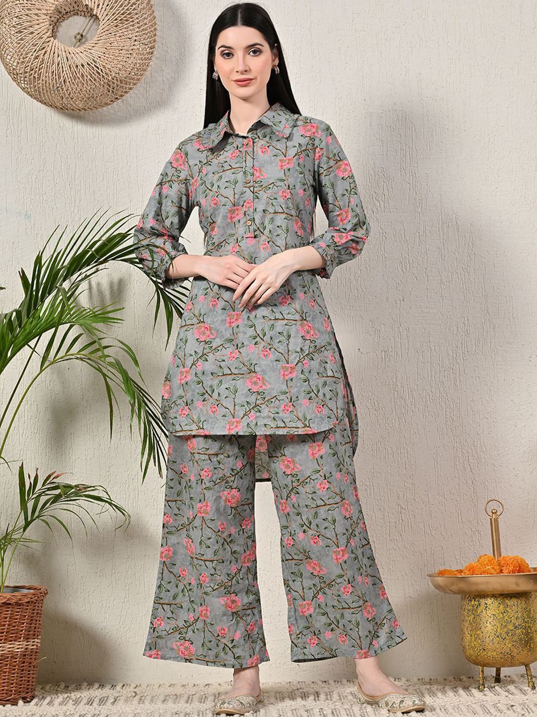 

FERANOID Floral Printed Pure Cotton Shirt Collar Tunic With Palazzos, Grey