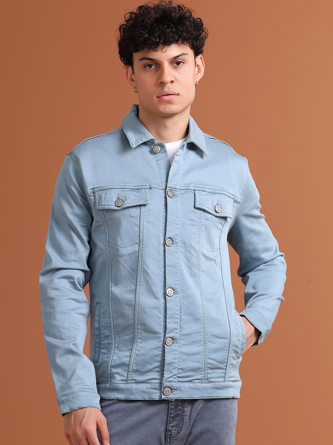 

VUDU Men Solid Long Sleeves Denim Jacket, Blue