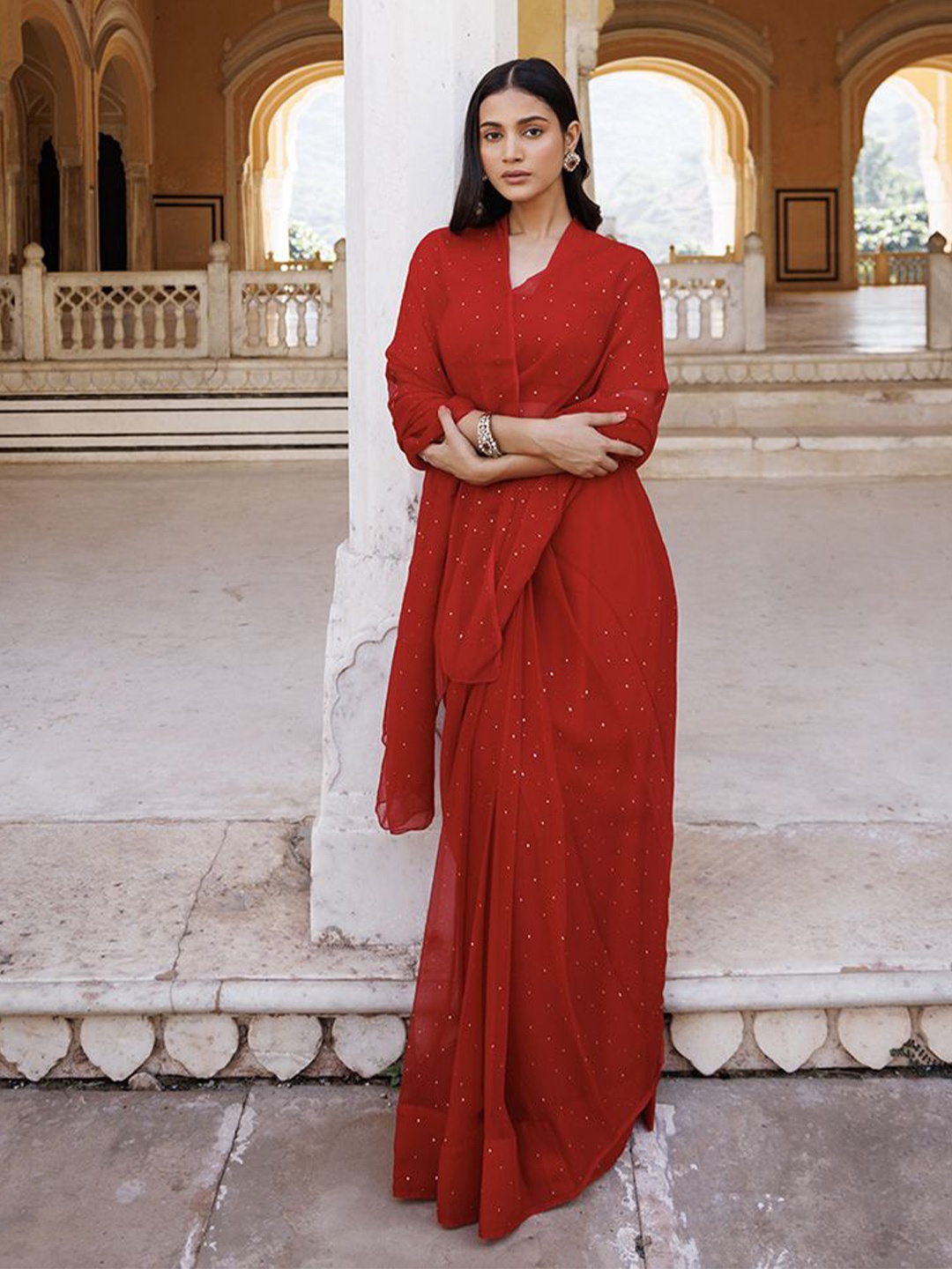 

Geroo Luxe Mukaish Embellished Pure Chiffon Ready to Wear Saree, Red