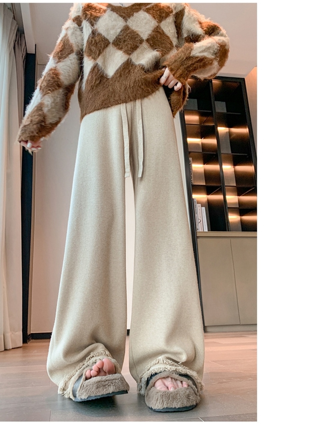 

LULU & SKY Women Loose Fit High-Rise Trousers, Beige