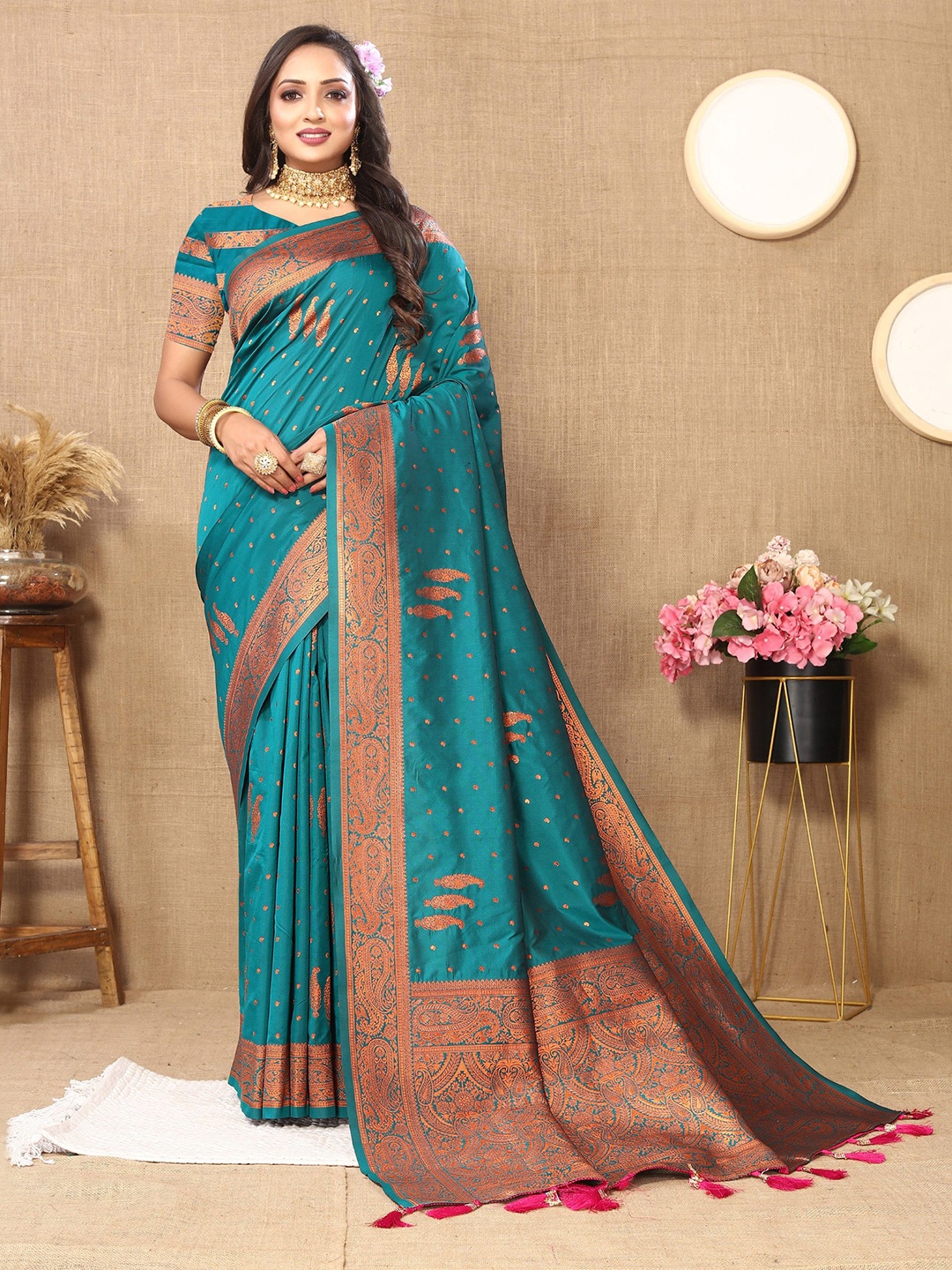 

Anaita Woven Design Zari Banarasi Saree, Teal