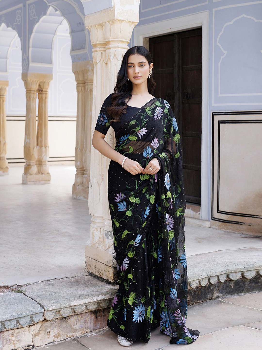 

Geroo Luxe Floral Embroidered Pure Chiffon Ready to Wear Saree, Black