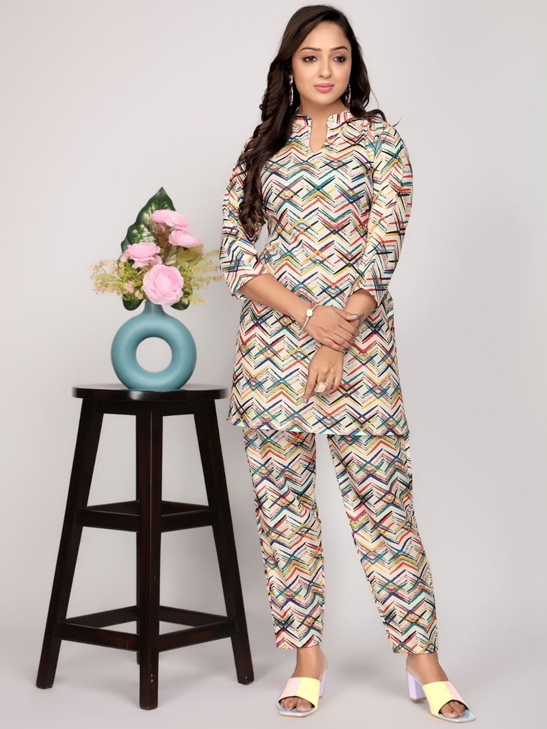 

NIJANAND TEXTILE Mandarin Collar Printed Pure Cotton Tunic With Trouser, Off white