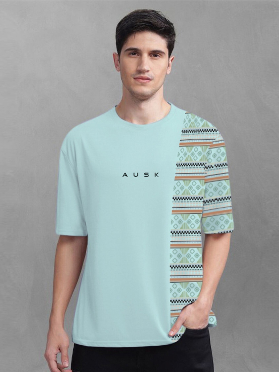 

AUSK Men Abstract Printed Oversized T-shirt, Sea green