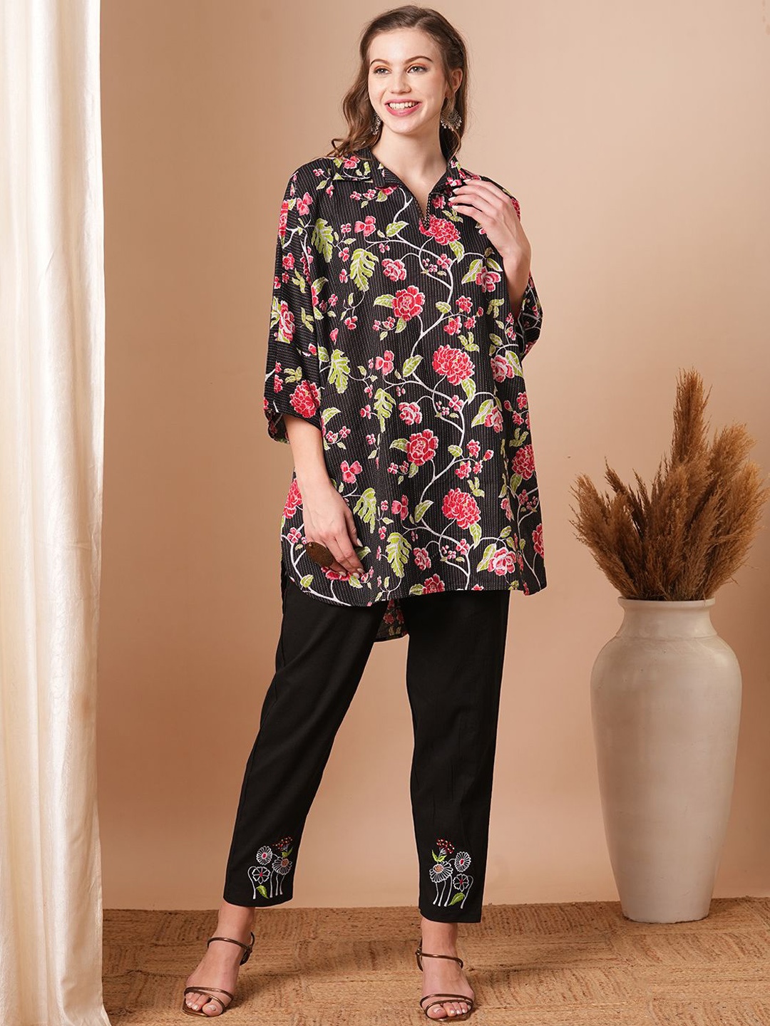 

FASHOR Floral Printed Thread Work Pure Cotton Kaftan Kurti With Trousers, Black