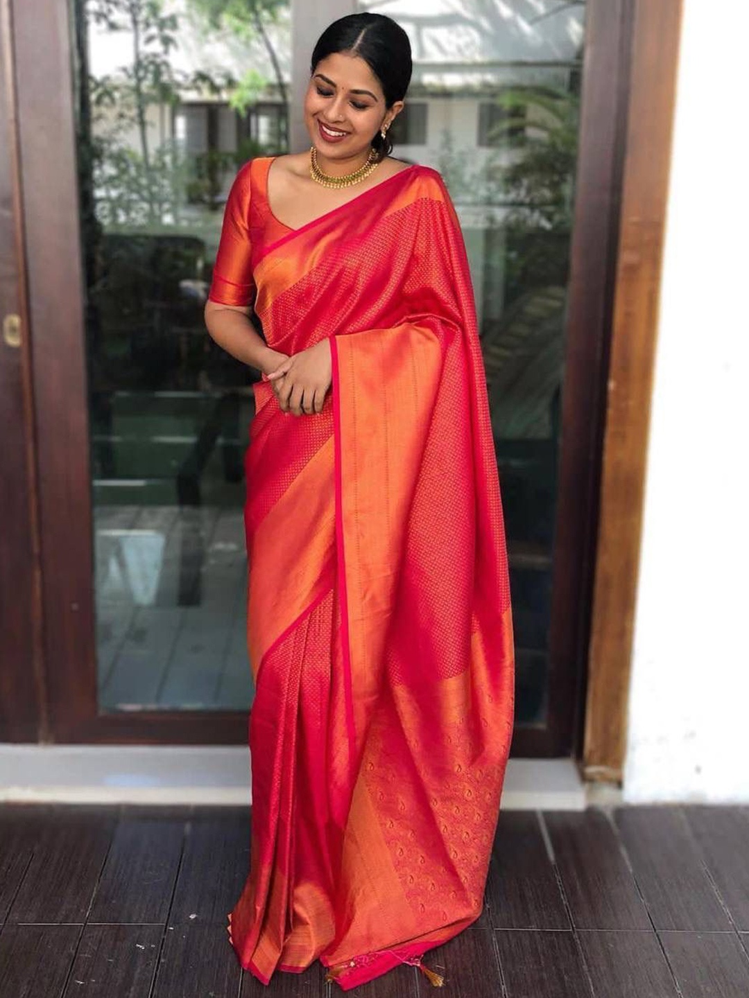 

Visit Wear Woven Design Zari Pure Silk Banarasi Saree, Red
