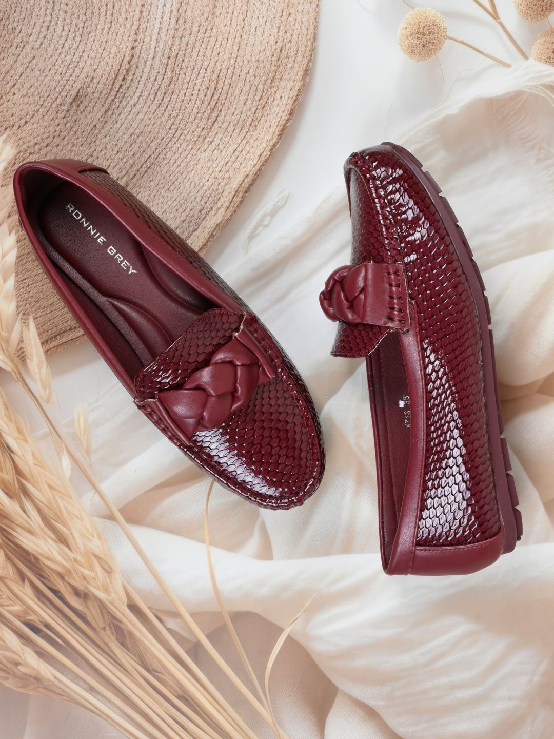 

Ronnie Grey Women Textured PU Loafers, Maroon