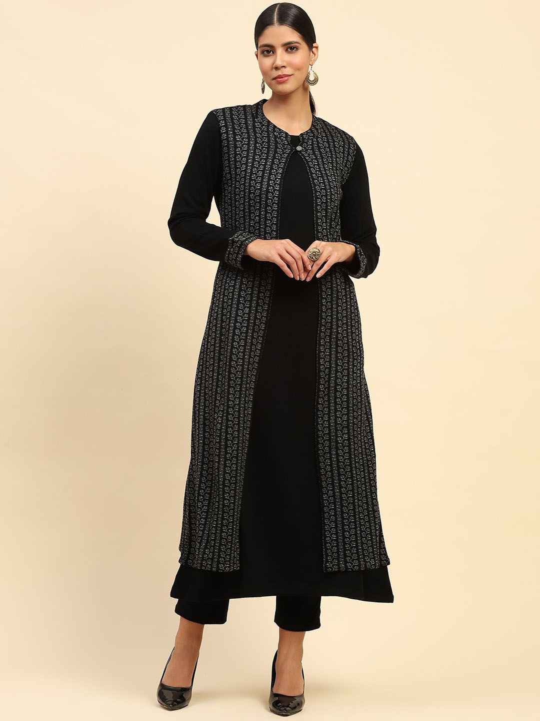 

Me&I Round Neck Floral Woven Design Woollen Straight Kurta, Black