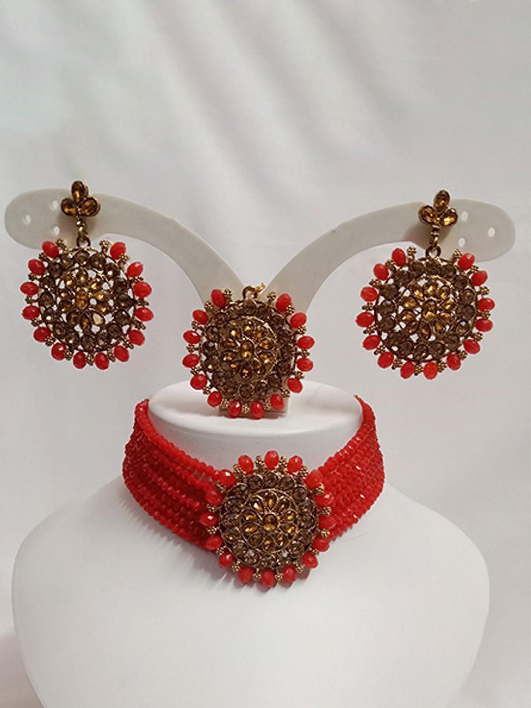 

JMBW INTERNATIONAL Gold Plated Kundan Studded & Beaded Jewellery Set
