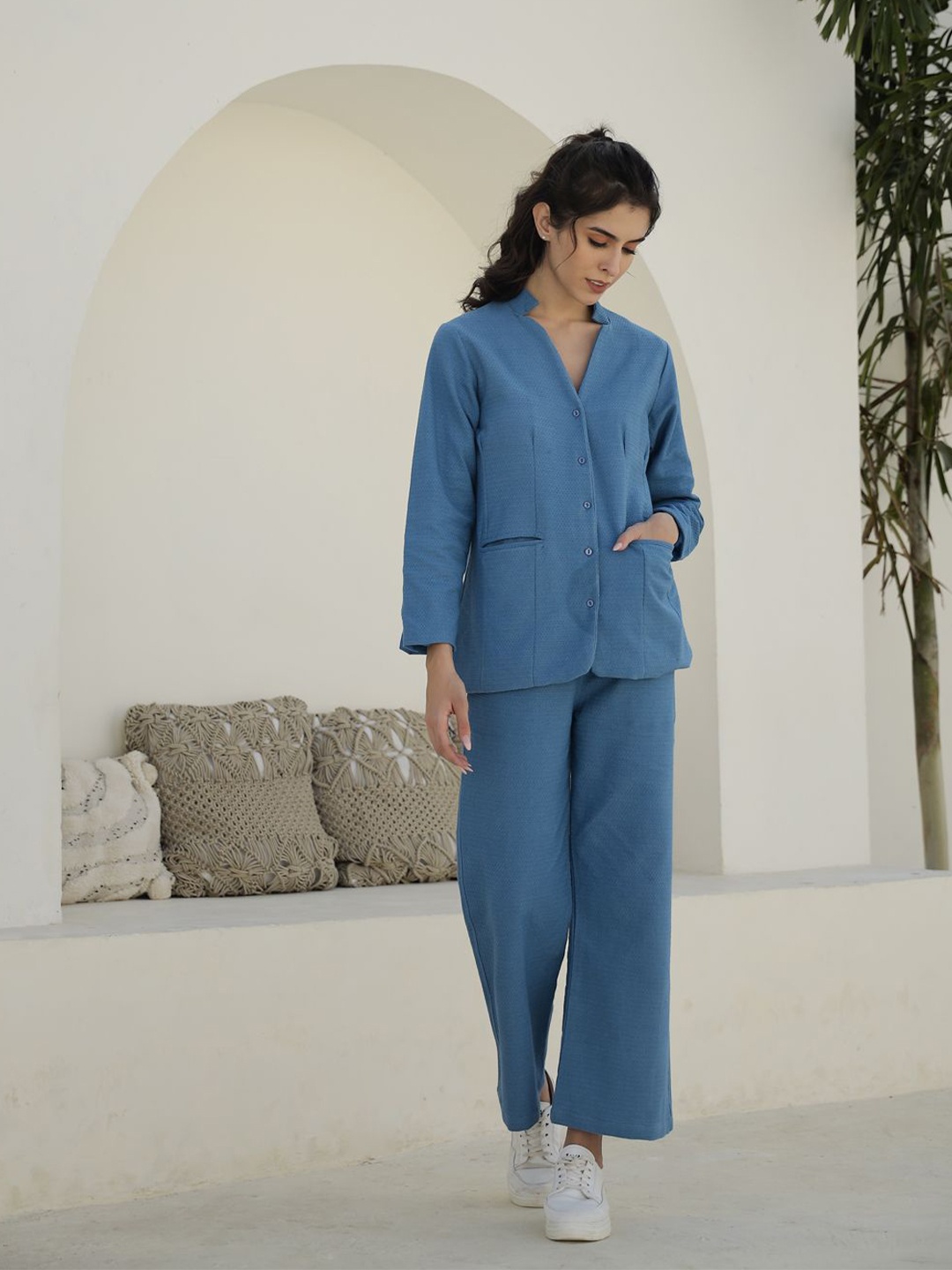 

SANSKRUTIHOMES Women Solid Cotton Tailored Jacket, Blue