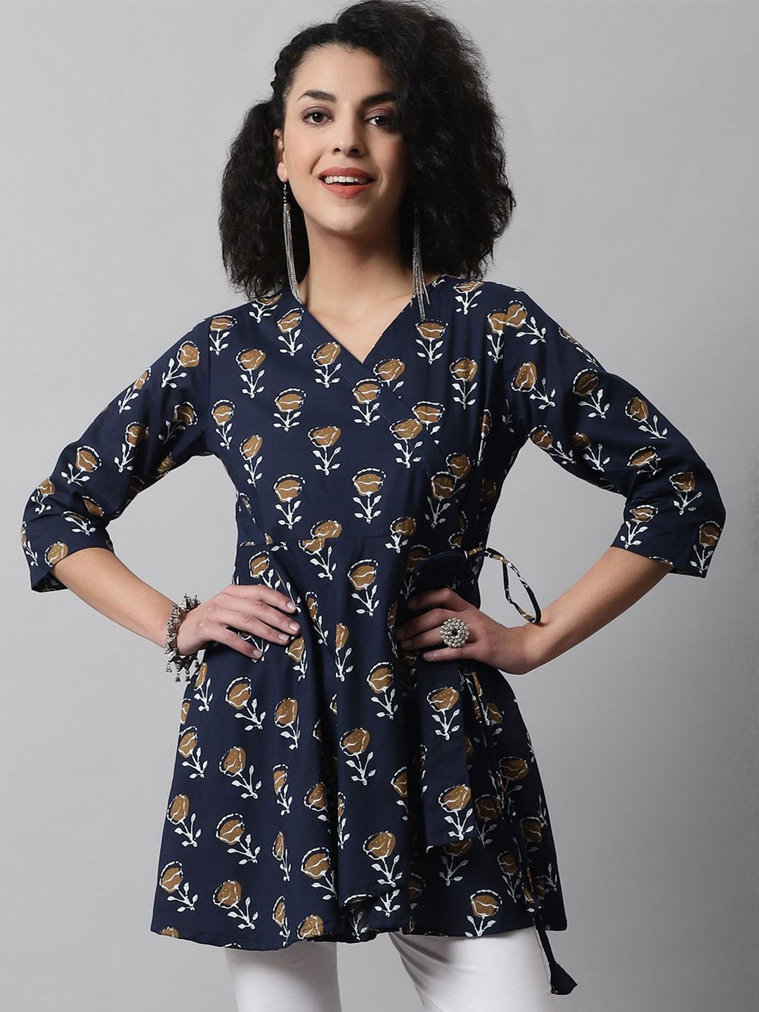 

FERANOID Women Floral Printed V-Neck Pure Cotton A-Line Kurti, Blue