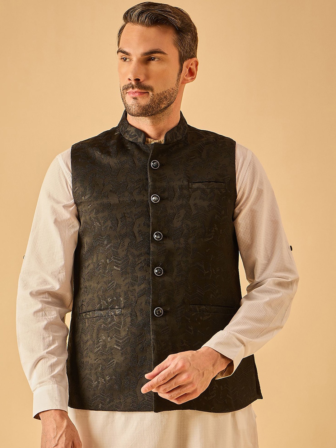

House of Pataudi Men Woven Design Nehru Jacket With Pocket Square, Black