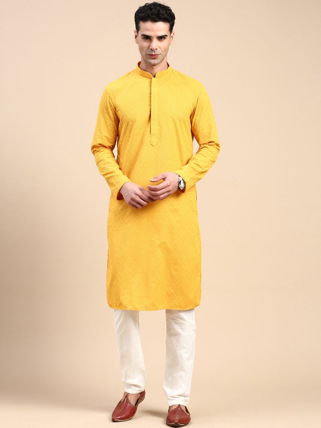 

Rishika Geometric Embroidered Mandarin Collar Long Sleeves Regular Straight Kurta, Yellow