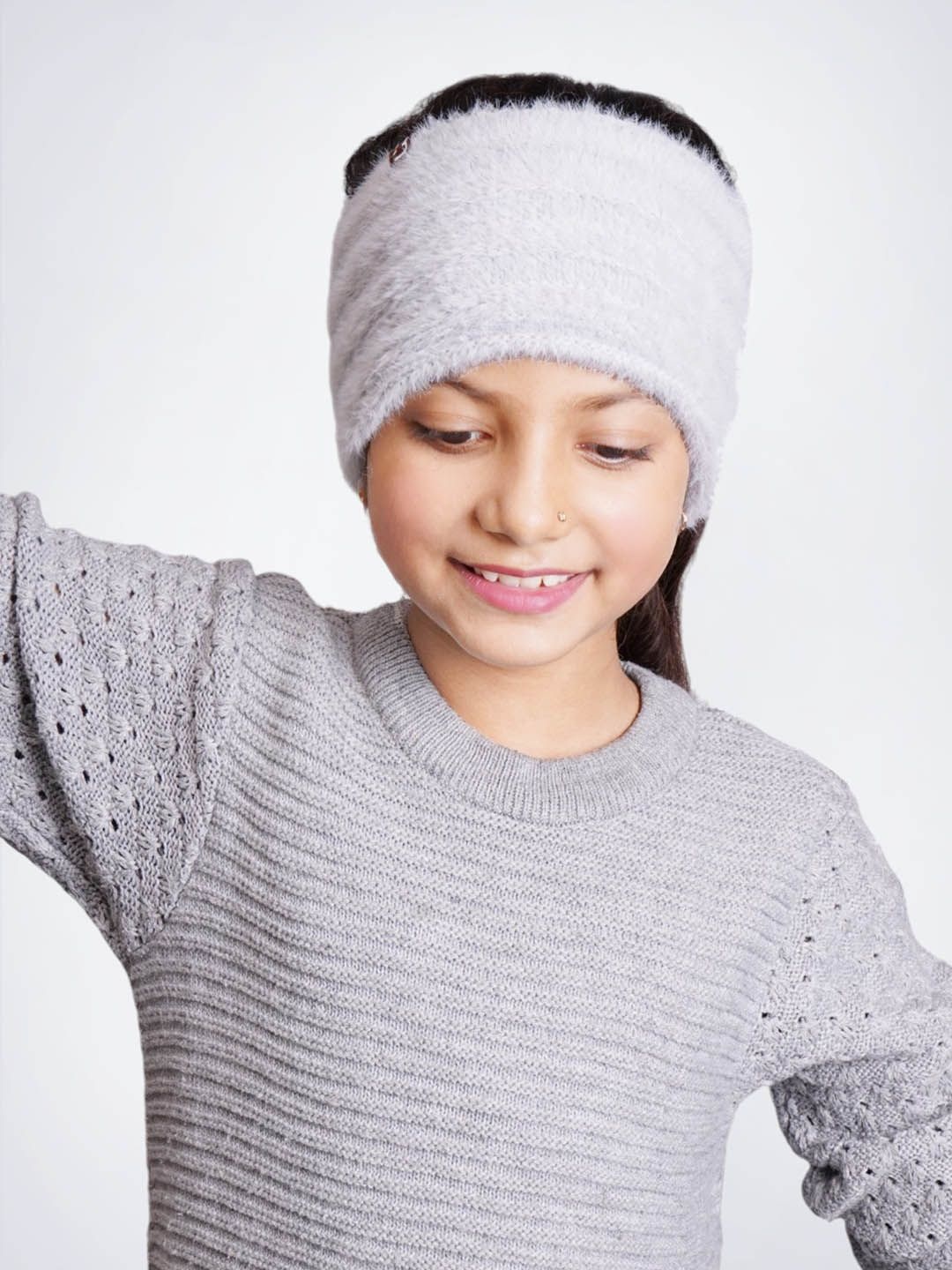 

Bharatasya Girls Knitted Headband, Grey