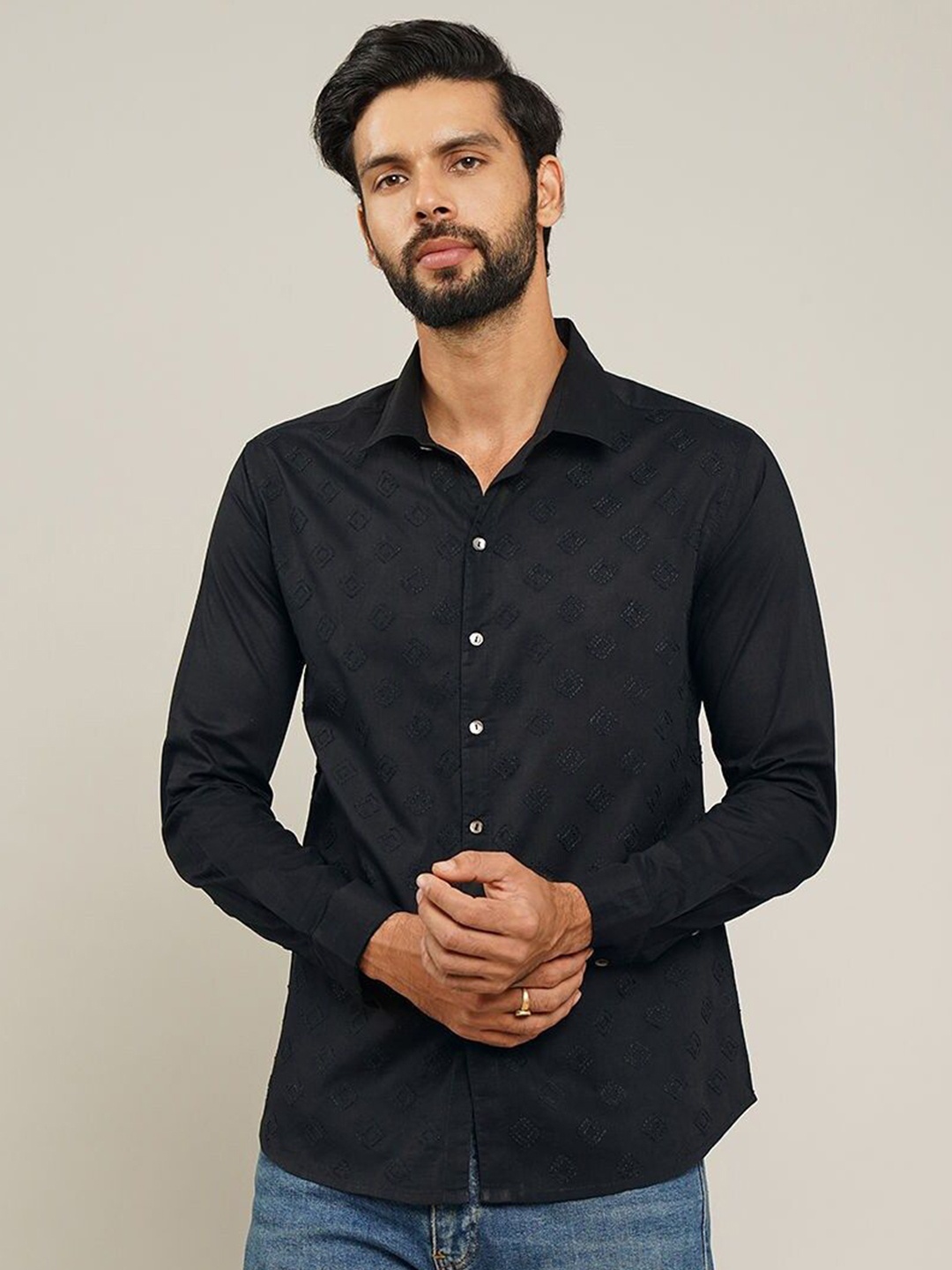 

JAYPORE Men Standard Embroidered Cotton Party Shirt, Black