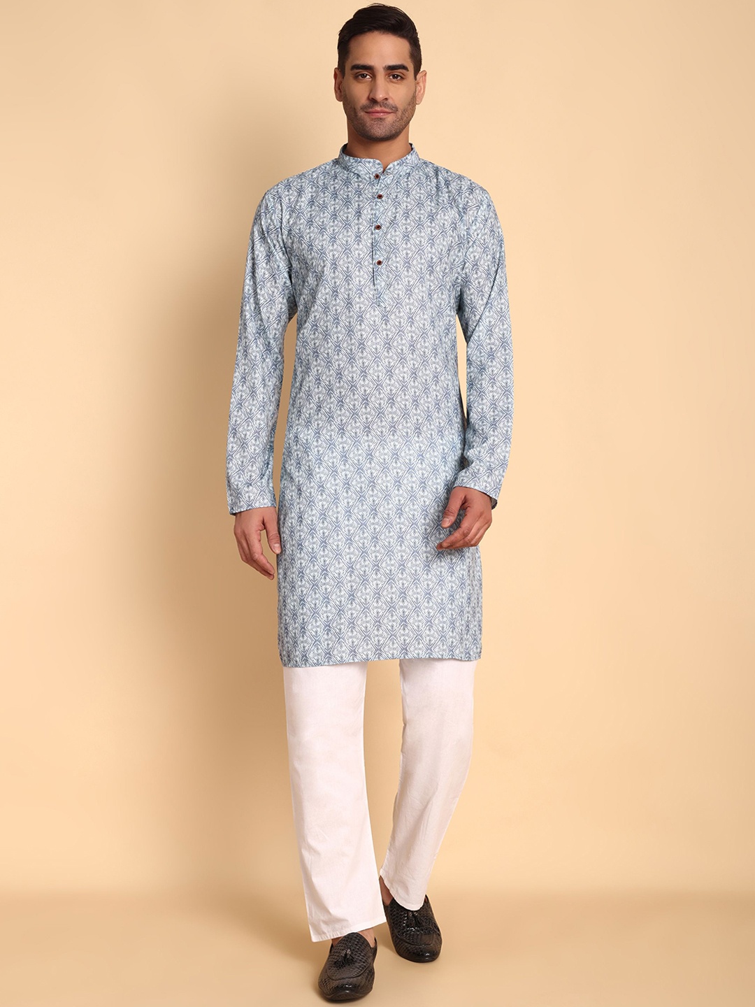 

Vardha Geometric Printed Mandarin Collar Cotton Straight Kurta, Blue