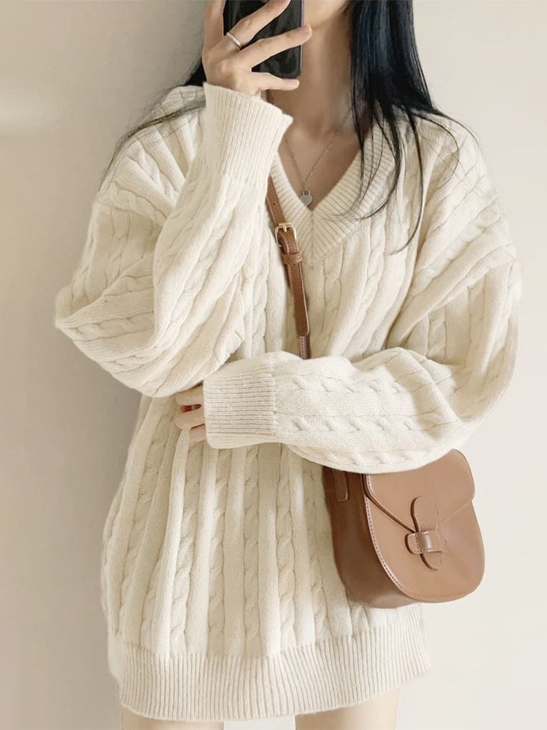 

LULU & SKY Women Cable Knit Longline Pullover, White