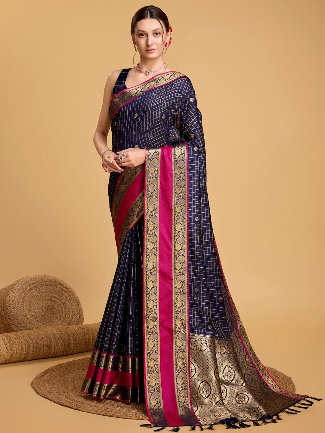 

LEOSAGI Woven Design Zari Pure Silk Banarasi Saree, Navy blue