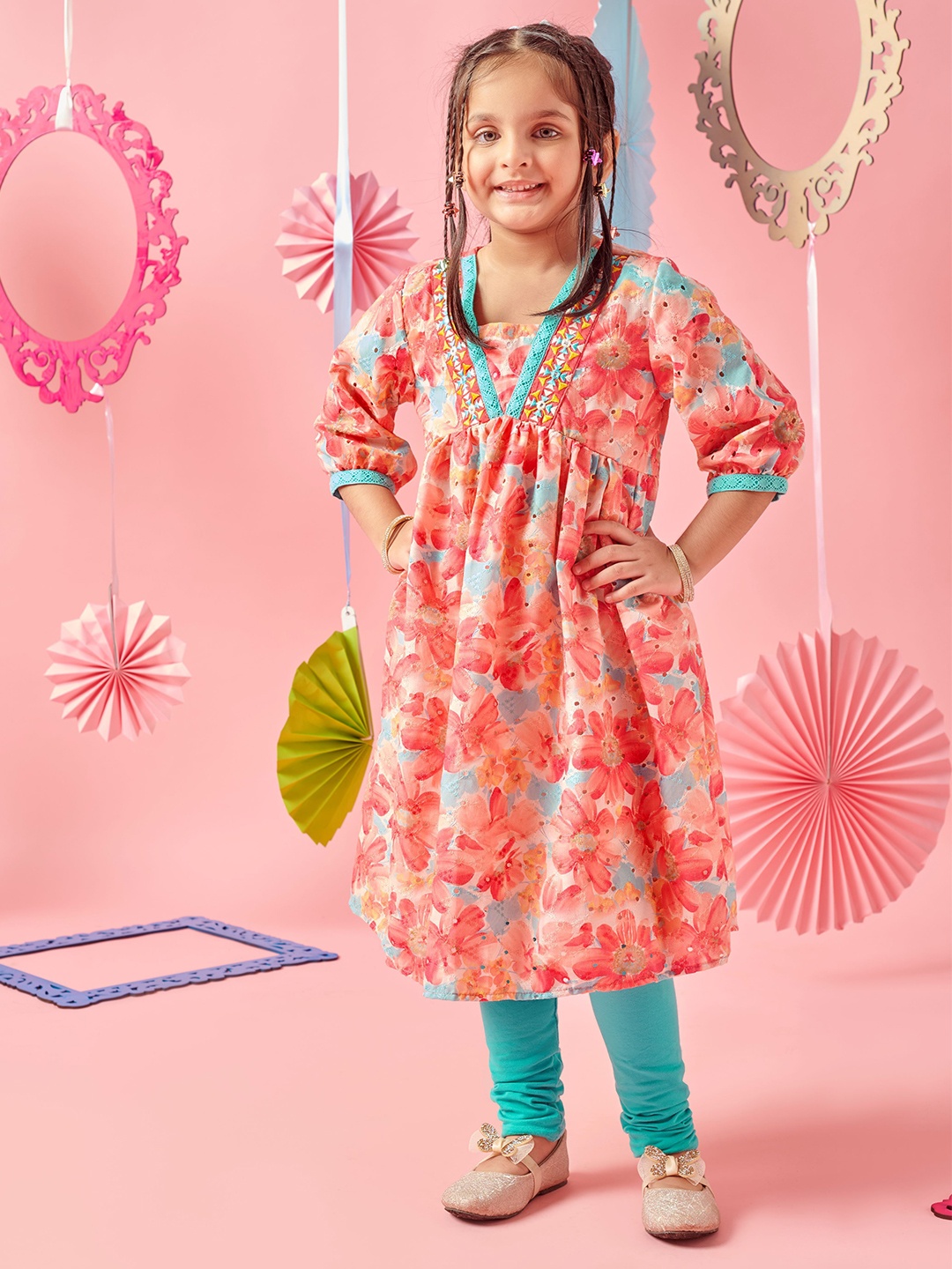 

MASTARANG Girls Coral Chikankari Embroidery Kurta With Churidar, Peach
