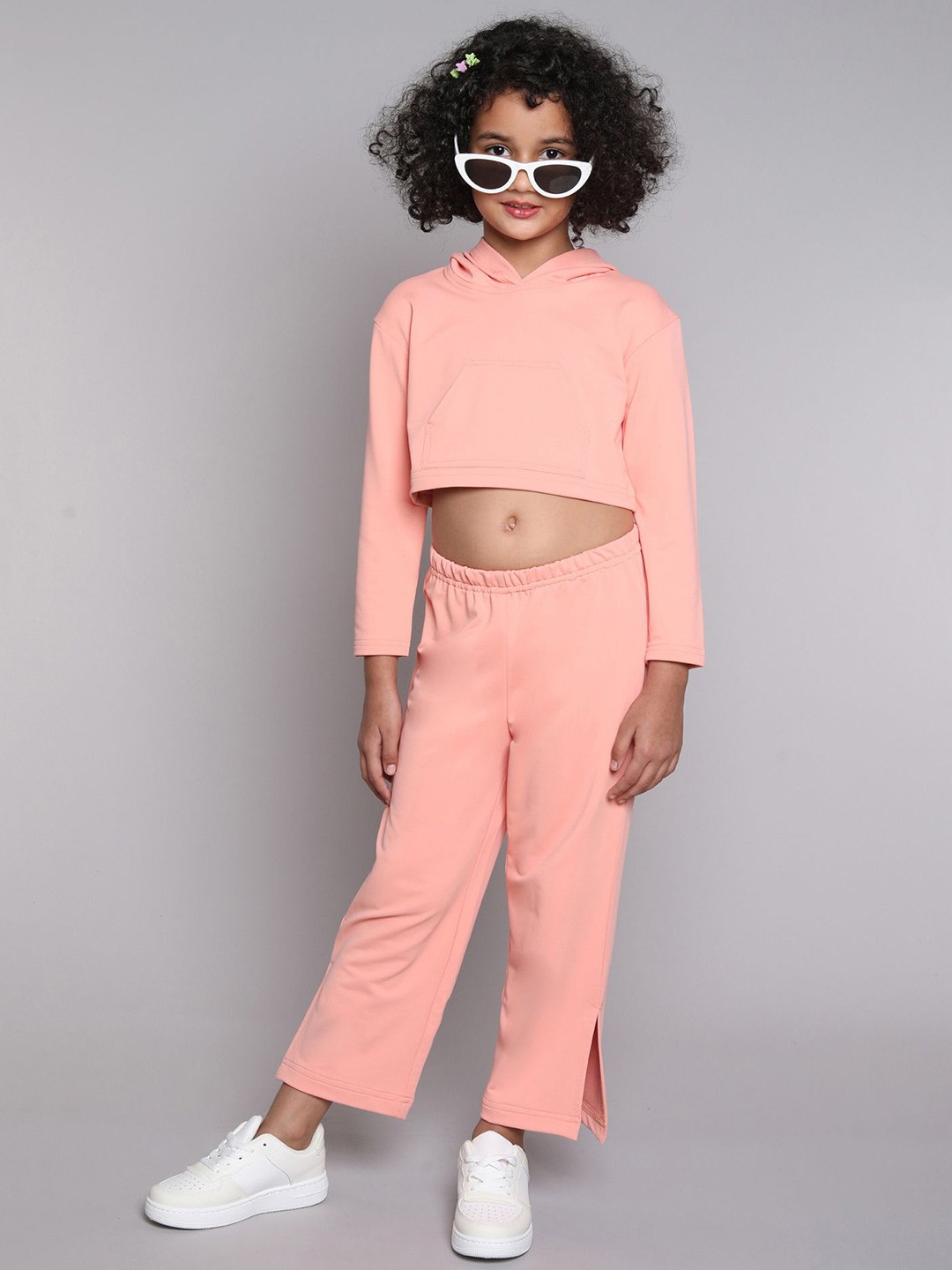 

taffykids Girls Hooded Long Sleeves Sweatshirt With Trouser, Peach