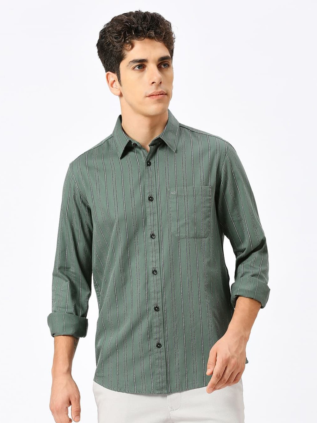 

Basics Men Slim Fit Opaque Vertical Striped Cotton Casual Shirt, Green