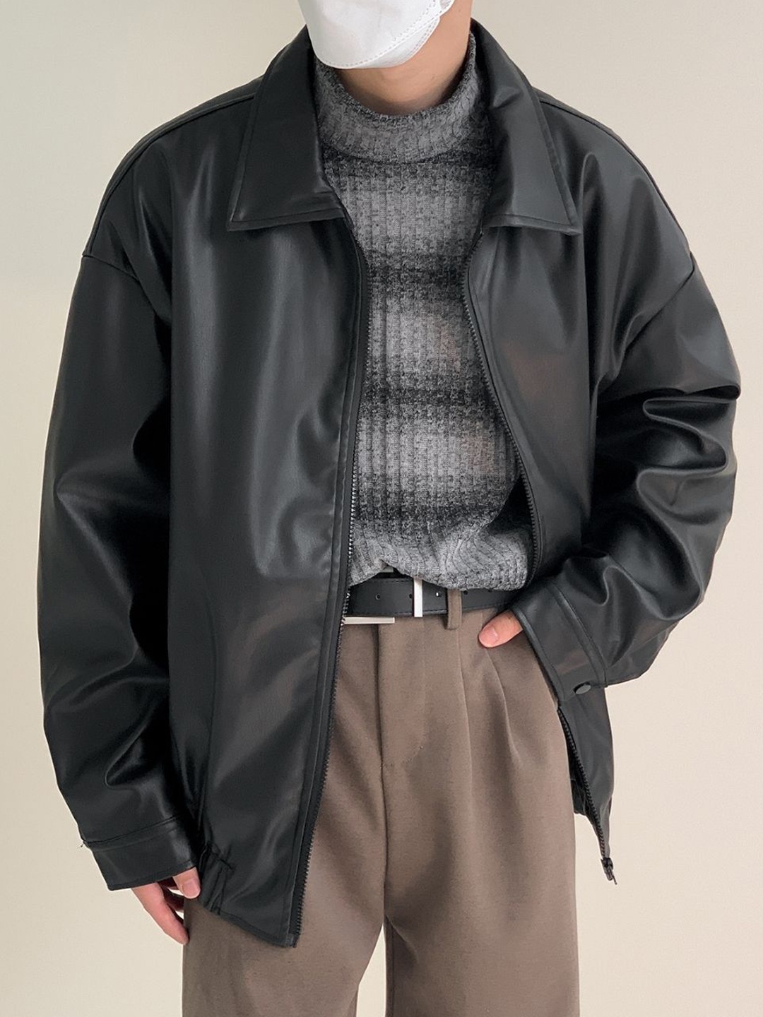 

HERE&NOW Men Spread Collar Solid Leather Casual Leather Jacket, Black