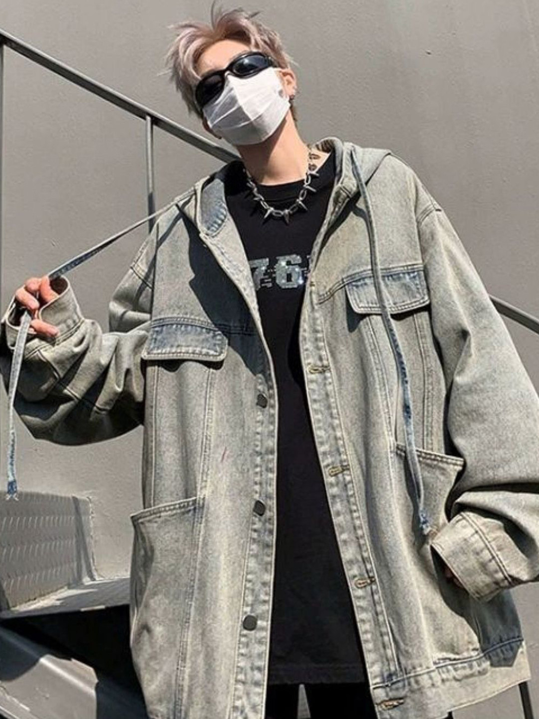 

HERE&NOW Men Hooded Washed Self Design Casual Denim Jacket, Grey