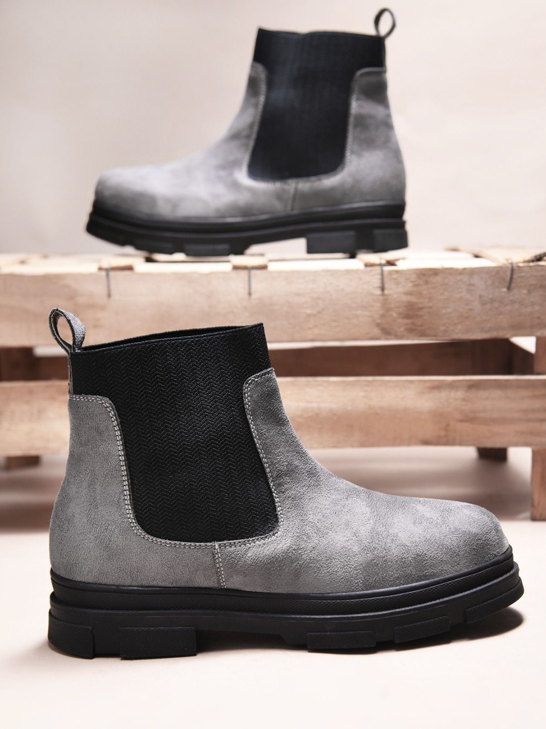 

CLOG LONDON Women Chelsea Boots, Grey