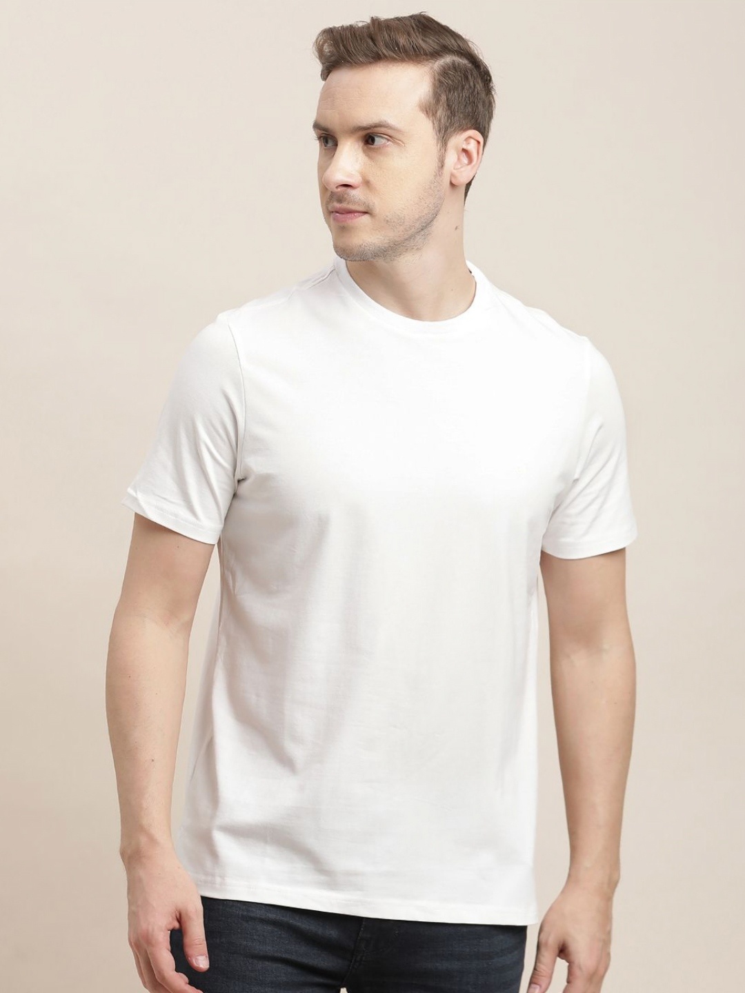 

Turtle Men Solid Round Neck Cotton Slim Fit T-shirt, White