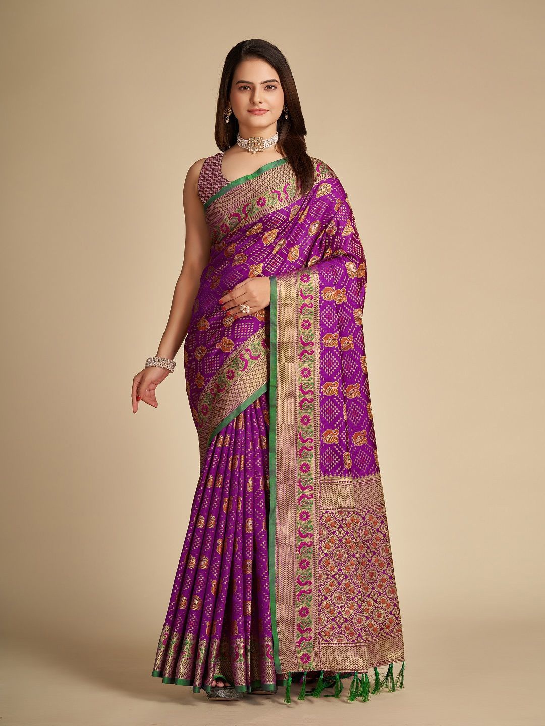 

LEOSAGI Woven Design Zari Pure Silk Patola Saree, Purple