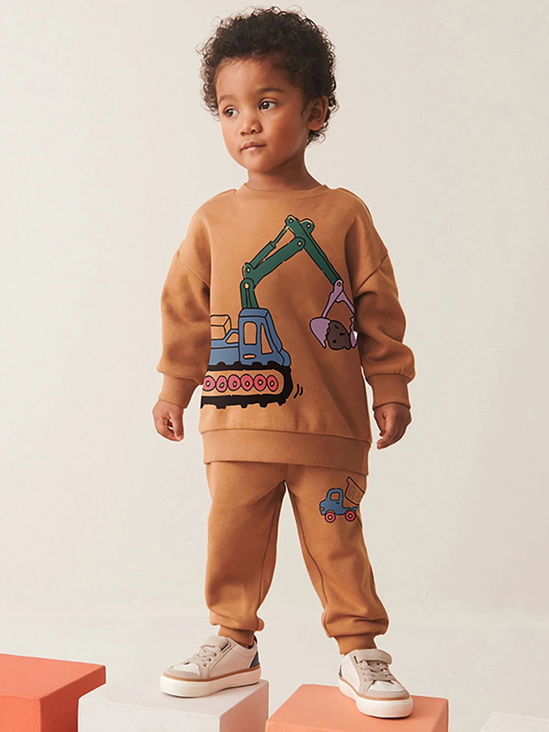 

JC SPARKLE Boys Graphic Printed Drop Shoulders Pure Cotton Sweatshirt With Joggers, Coffee brown