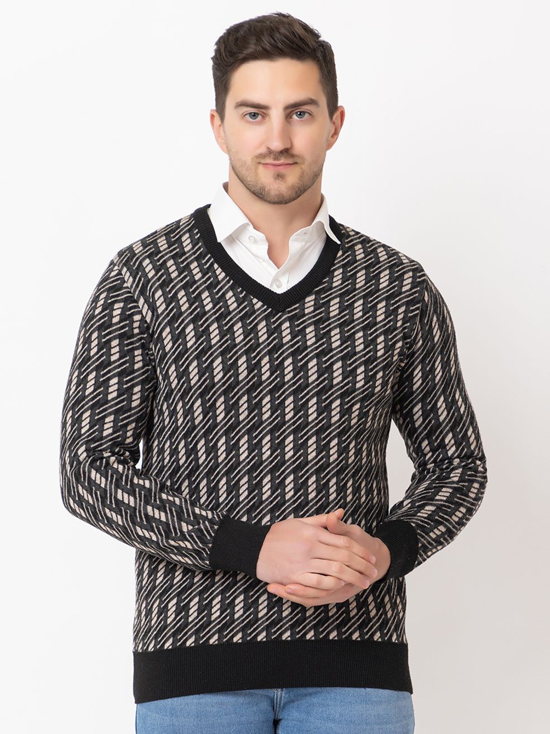 

BeriBlu Men Striped Printed Pullover, Black