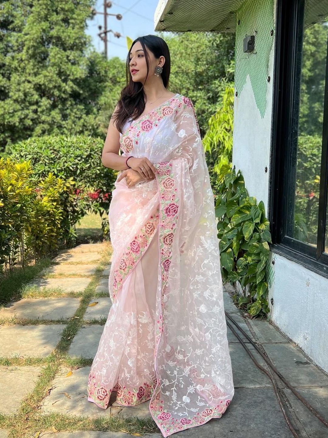 

Anouk Embroidered Organza Saree, Peach