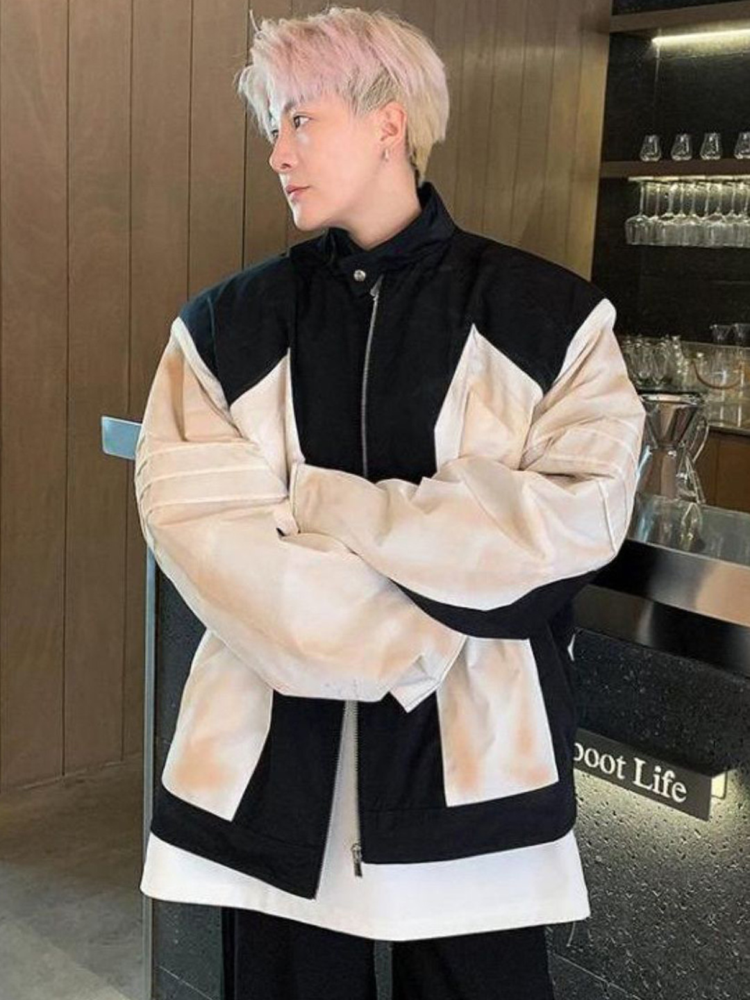 

HERE&NOW Men Colourblocked Open Front Jacket, Black