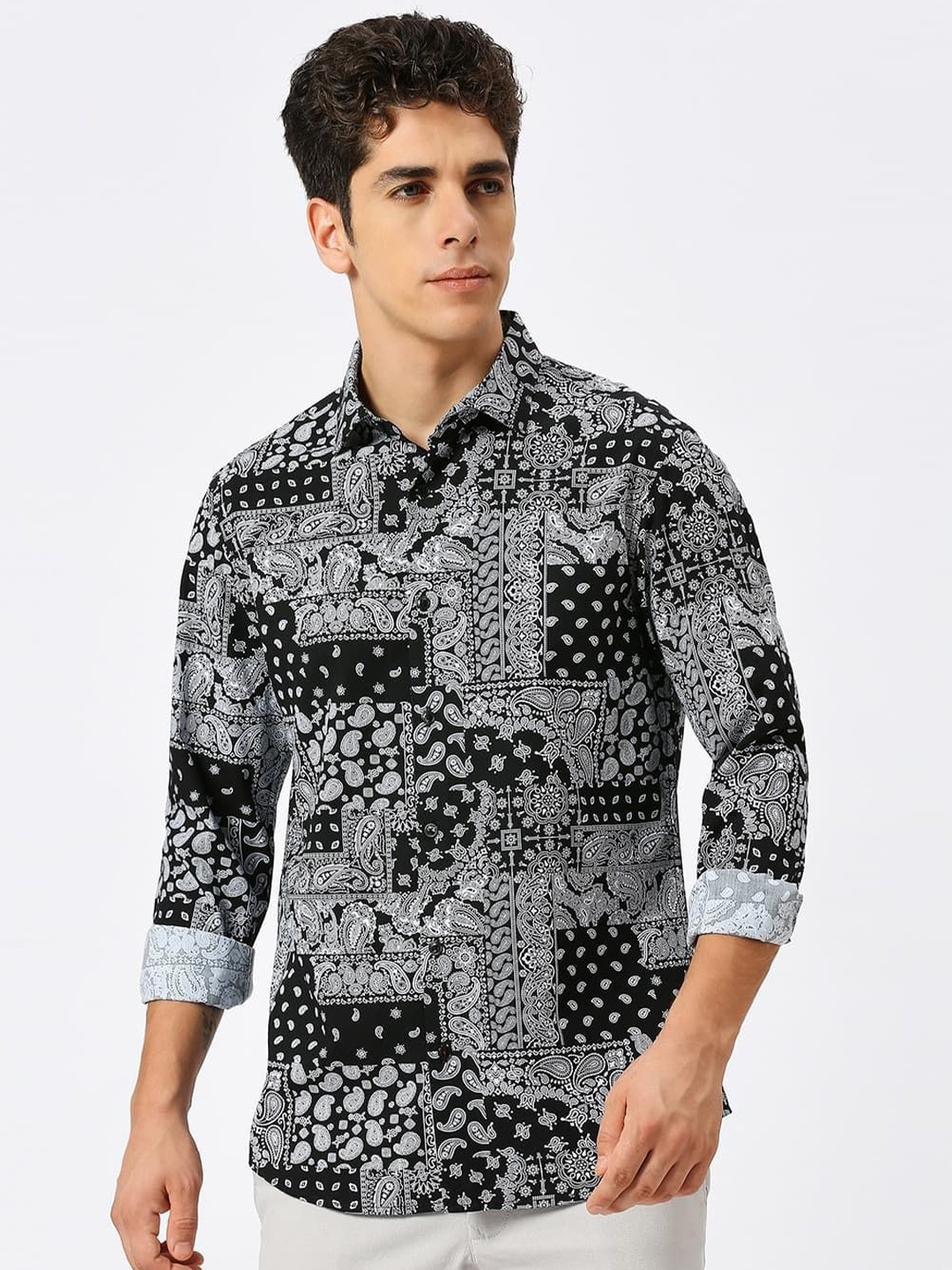 

Basics Men Slim Fit Ethnic Printed Pure Cotton Casual Shirt, Black