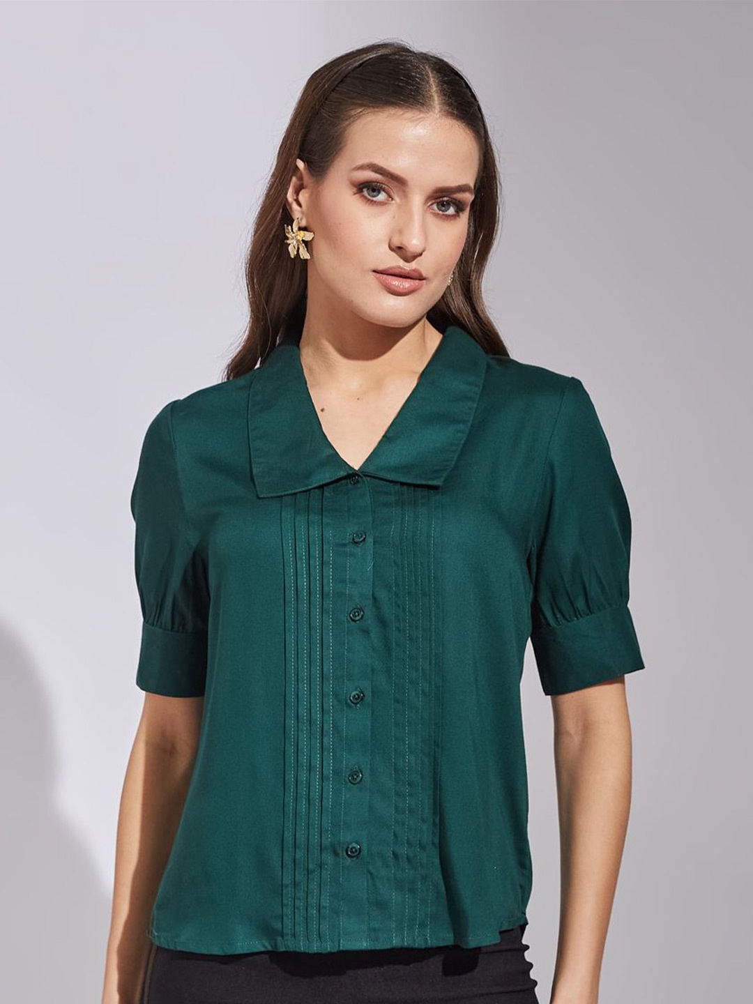 

Latin Quarters Women Relaxed Spread Collar Solid Casual Shirt, Olive