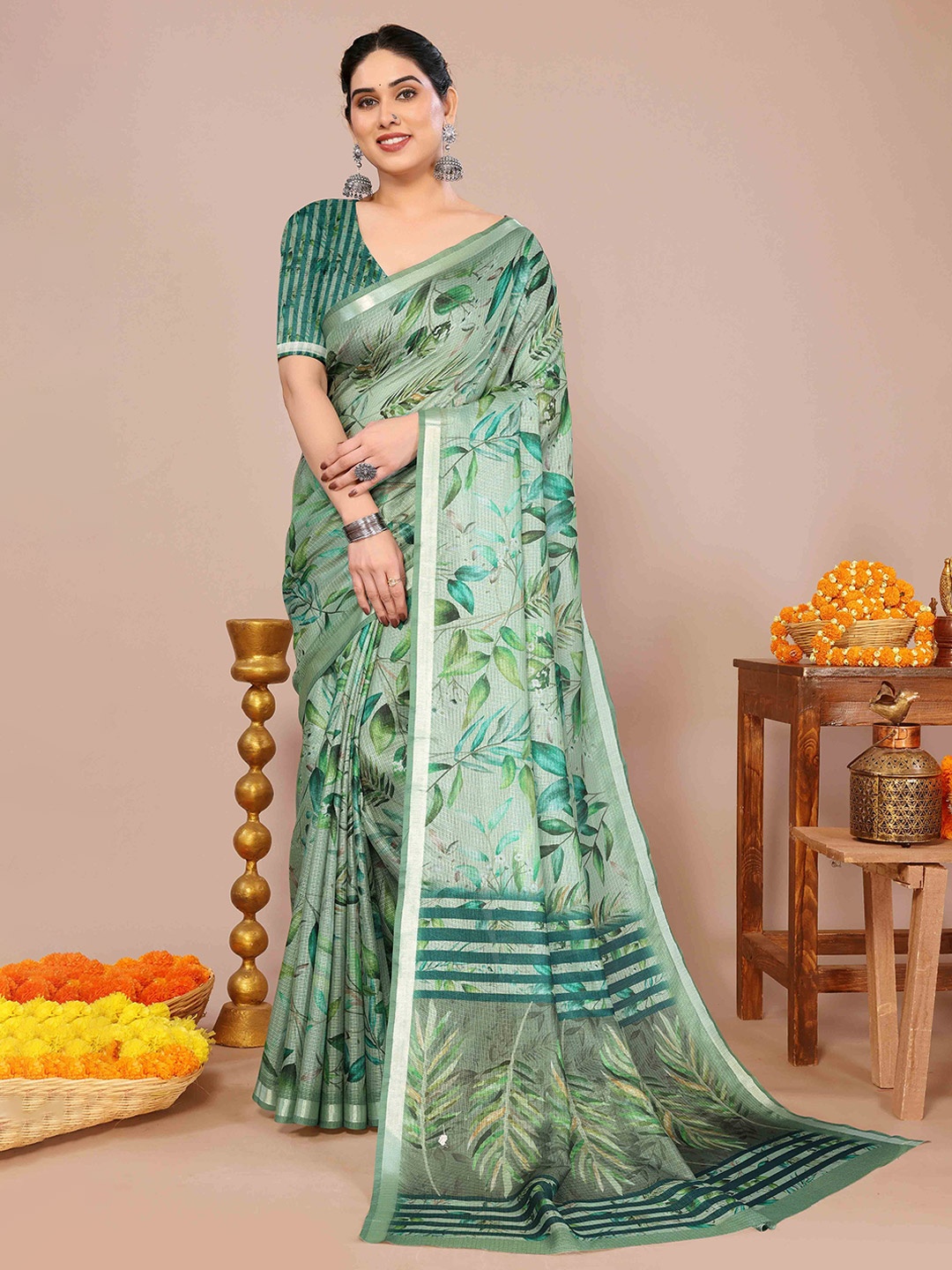 

KALINI Floral Zari Saree, Green